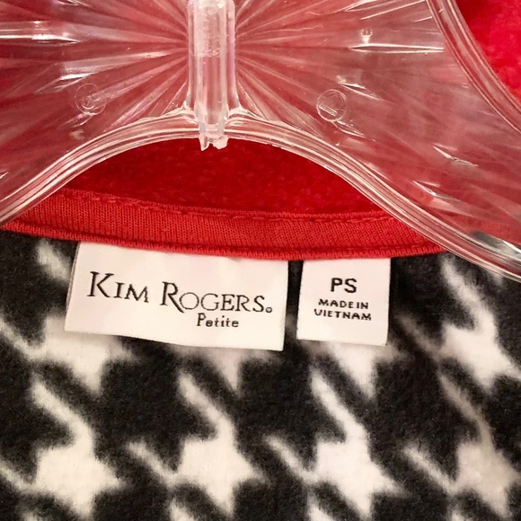 Kim Rogers Black/White Houndstooth Fleece Vest - Picture 6 of 6